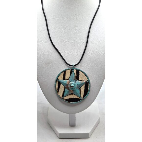 Charming Charlie Boho Star Pendant Necklace W/ Black Cord & Adjustable Chain - Picture 4 of 4